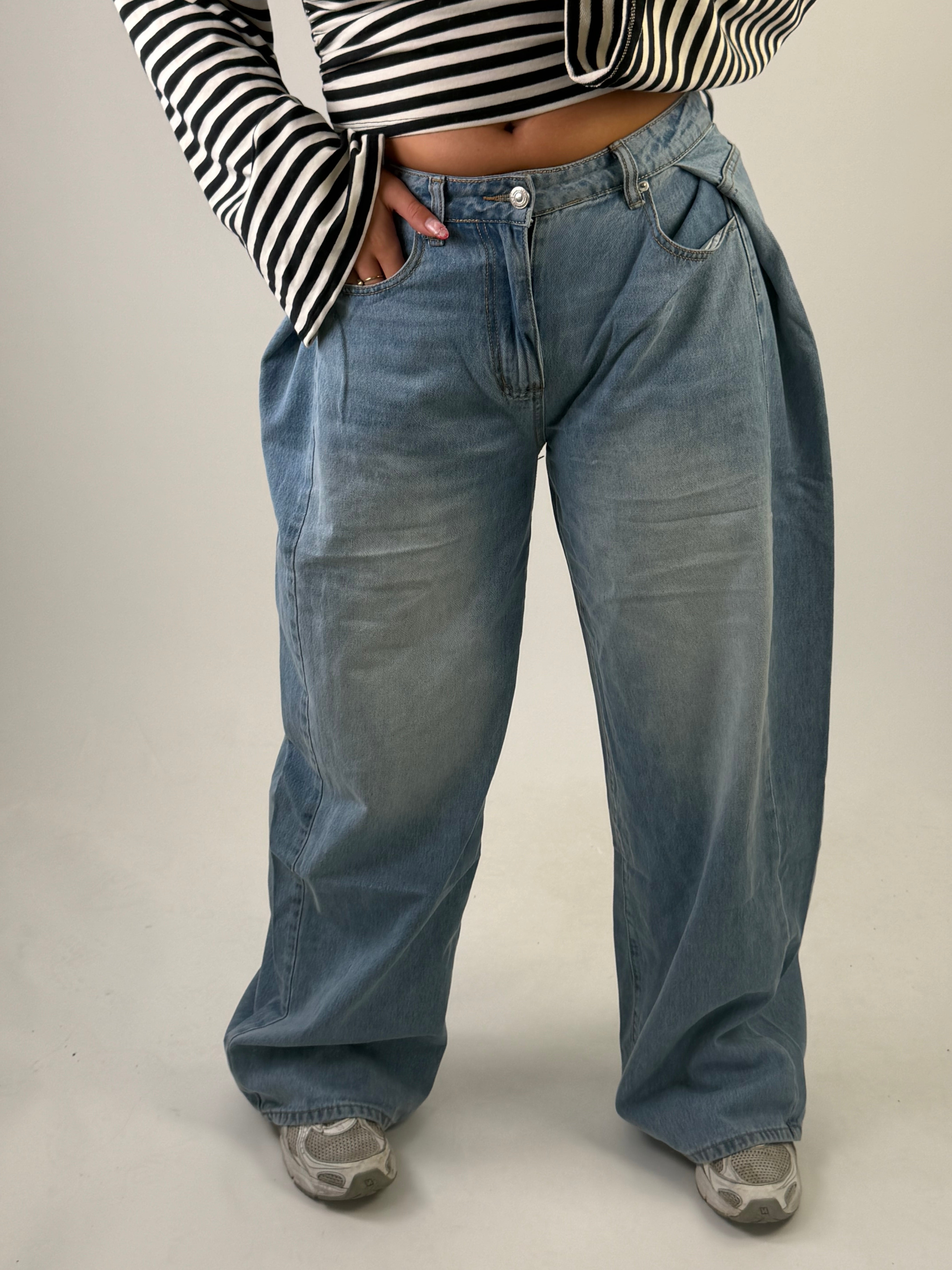 Floor Denim Jeans Light Blue