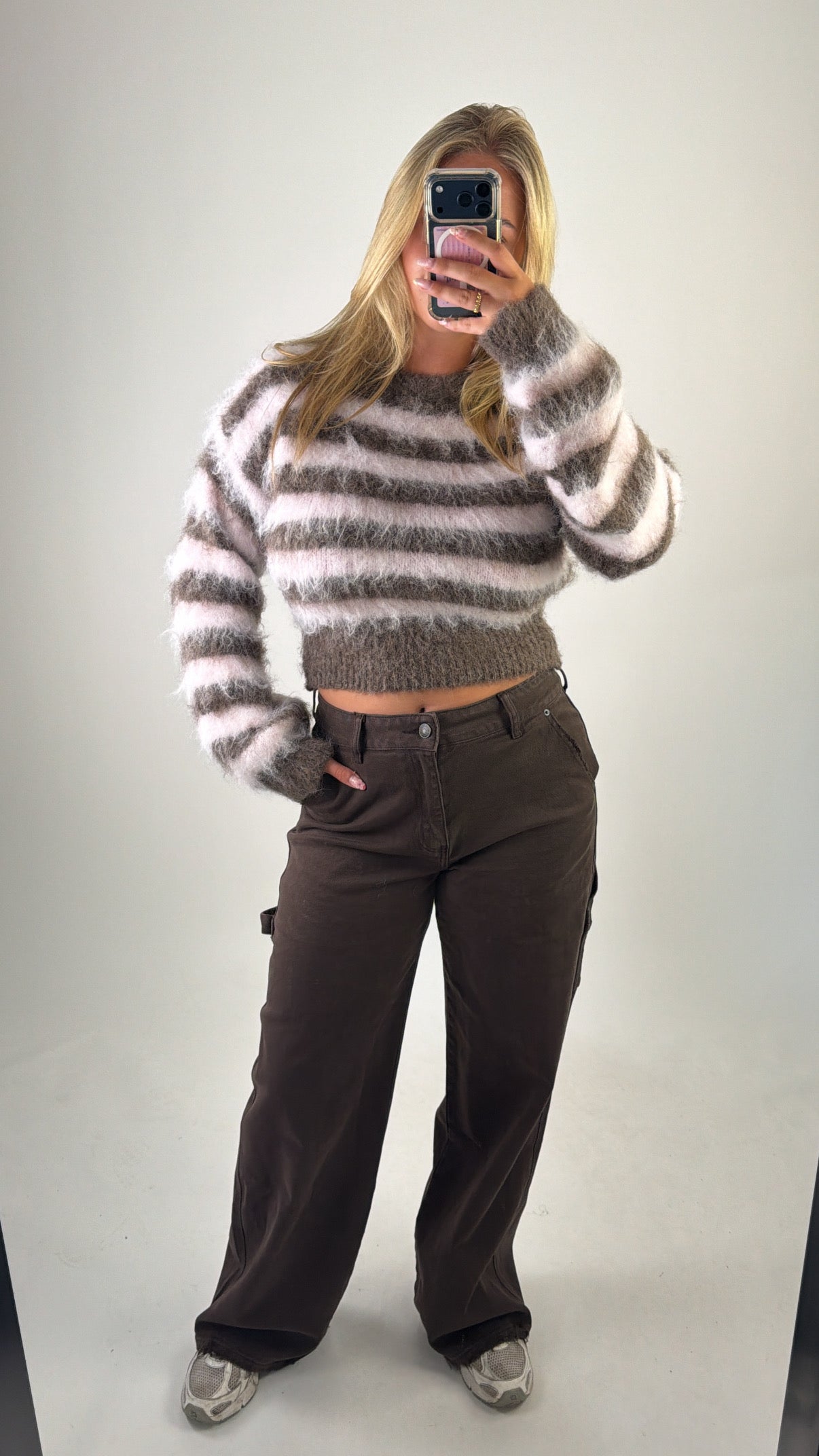 Eva Fluffy Striped Knit Brown/Pink