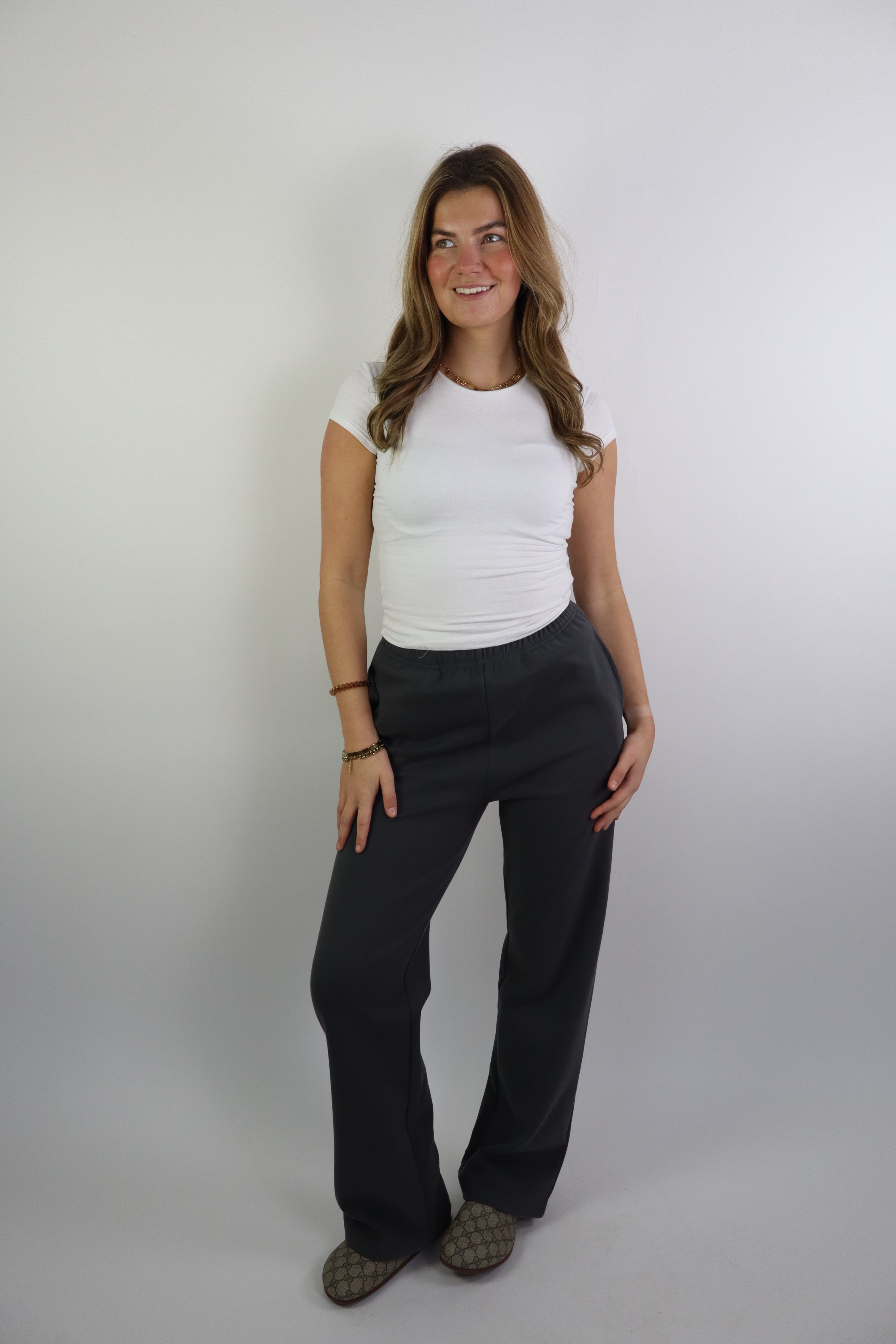 By Kie Basic Pants Dark Grey