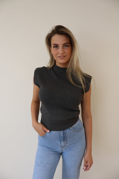 Basic Top Meavy Dark Grey