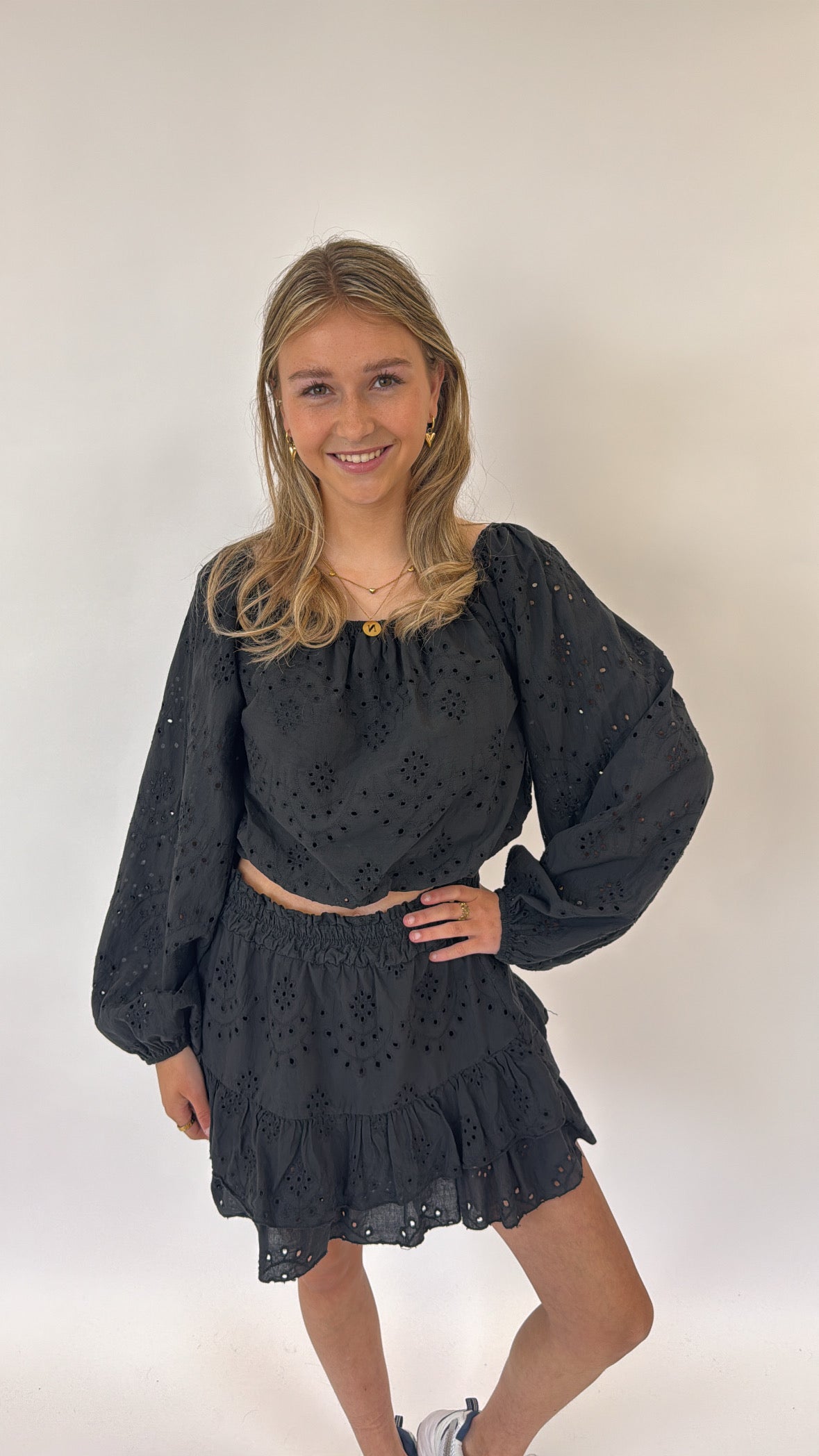 Broderie Top Black