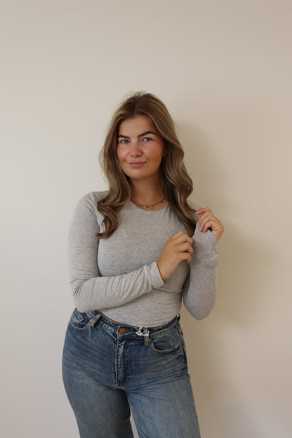 Leela Top Light Grey