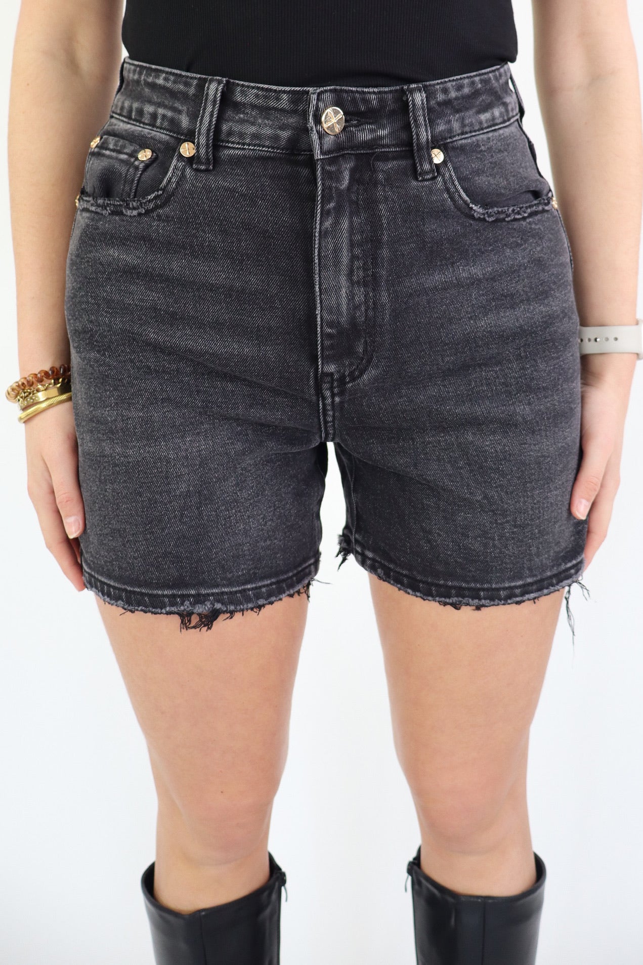 EVI DENIM SHORTS BLACK W3900-2
