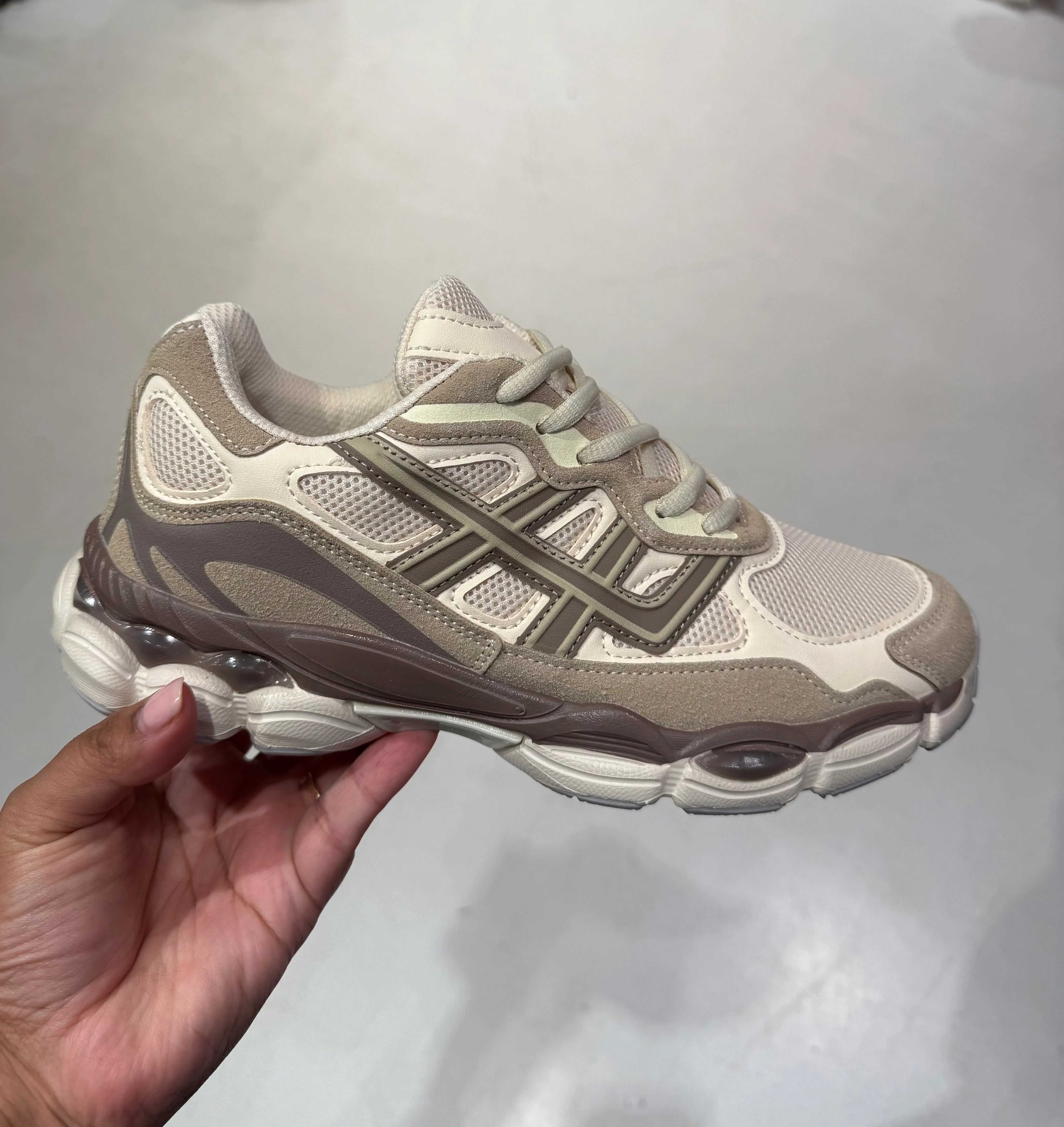 Luca Sneakers Beige