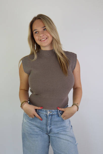 Meavy Top Taupe