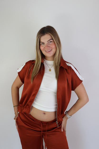 Caitlin Satijnen Gilet Roest