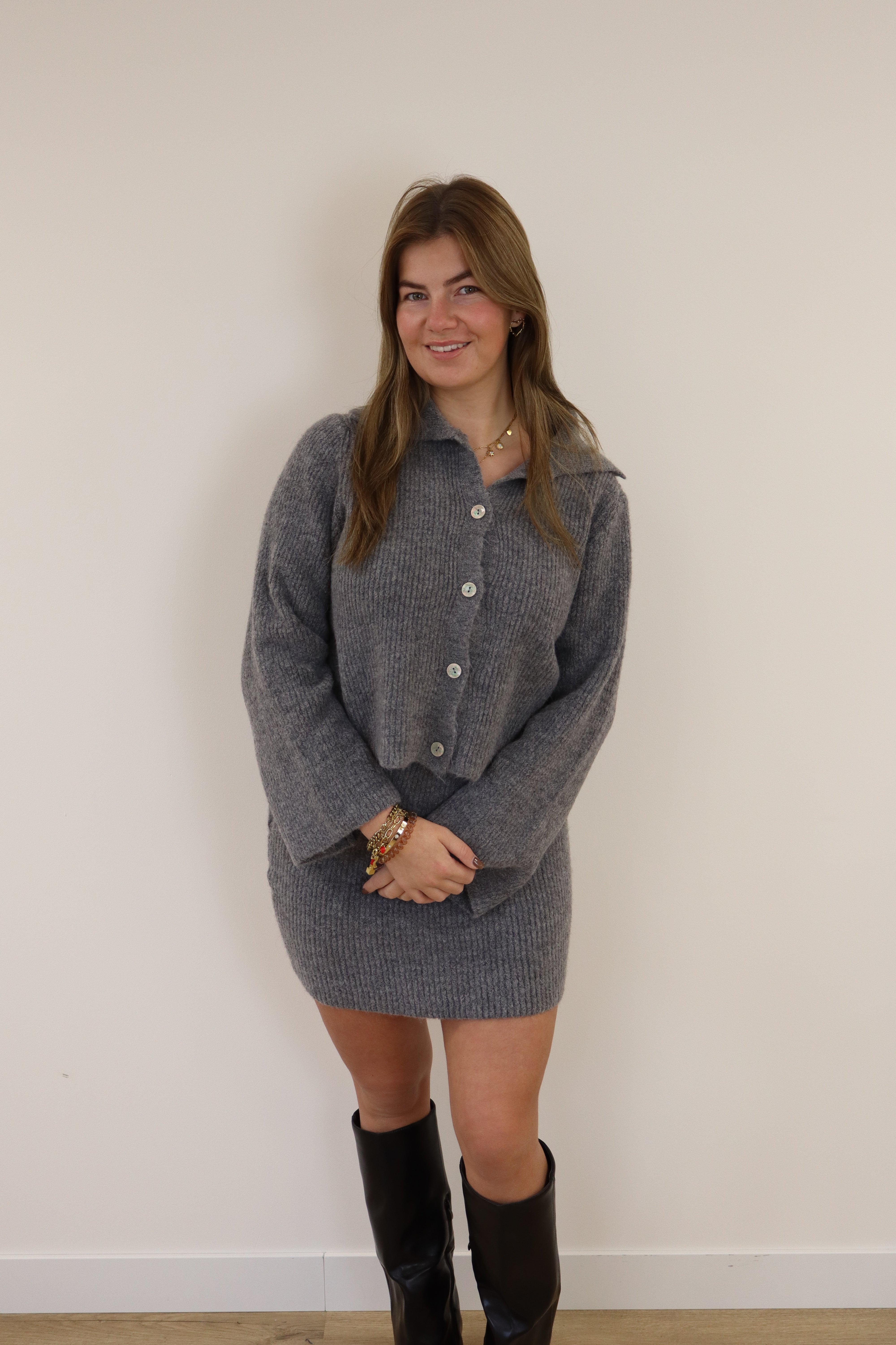 Yorinde Set Grey