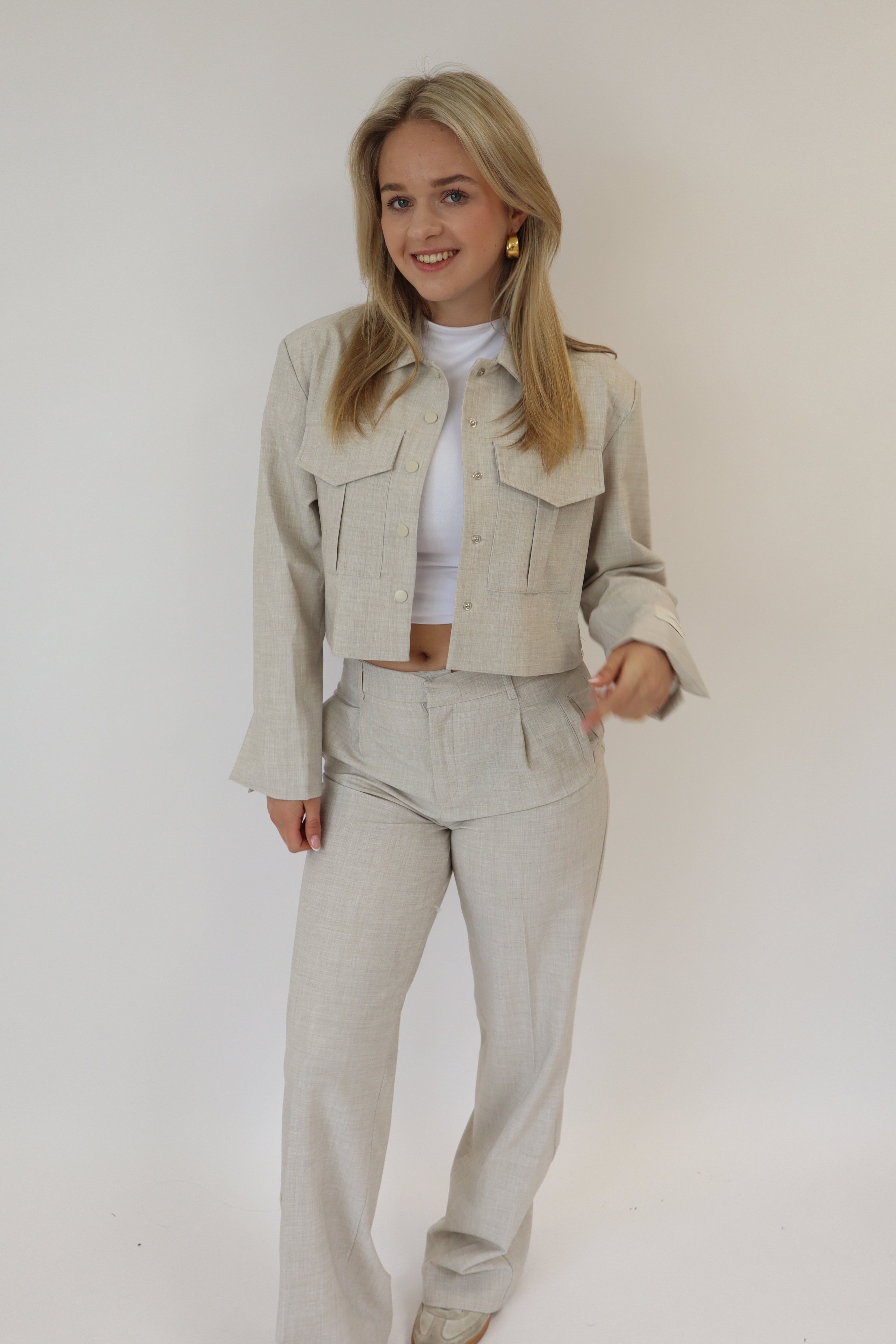 Ambika Studio Cropped Jacket | Linnen Look
