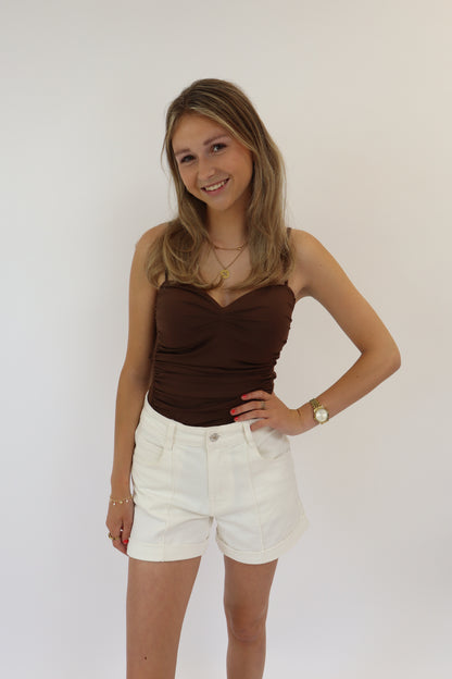 Amber Body Bruin