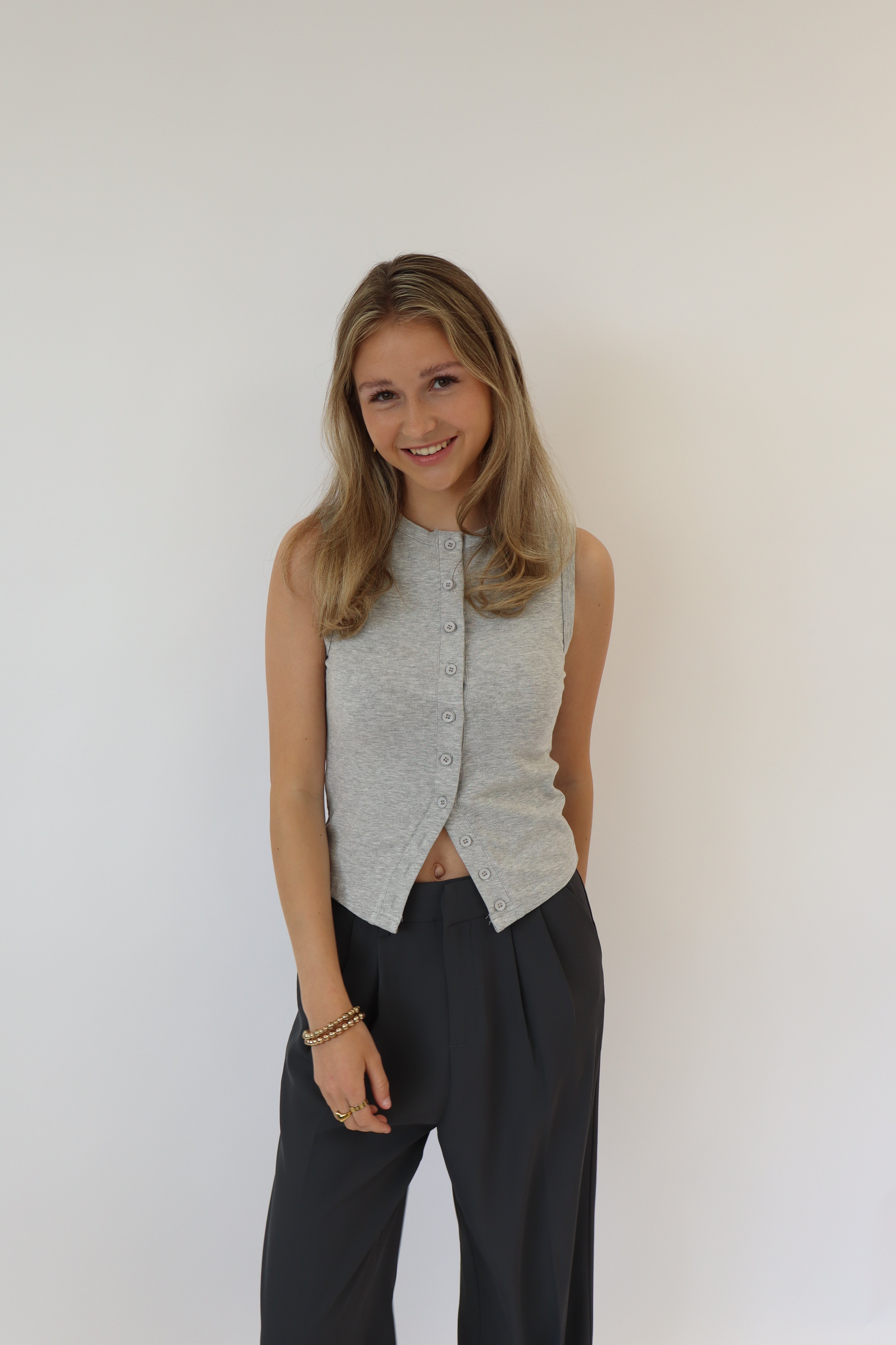 Beau Button Top Licht Grijs