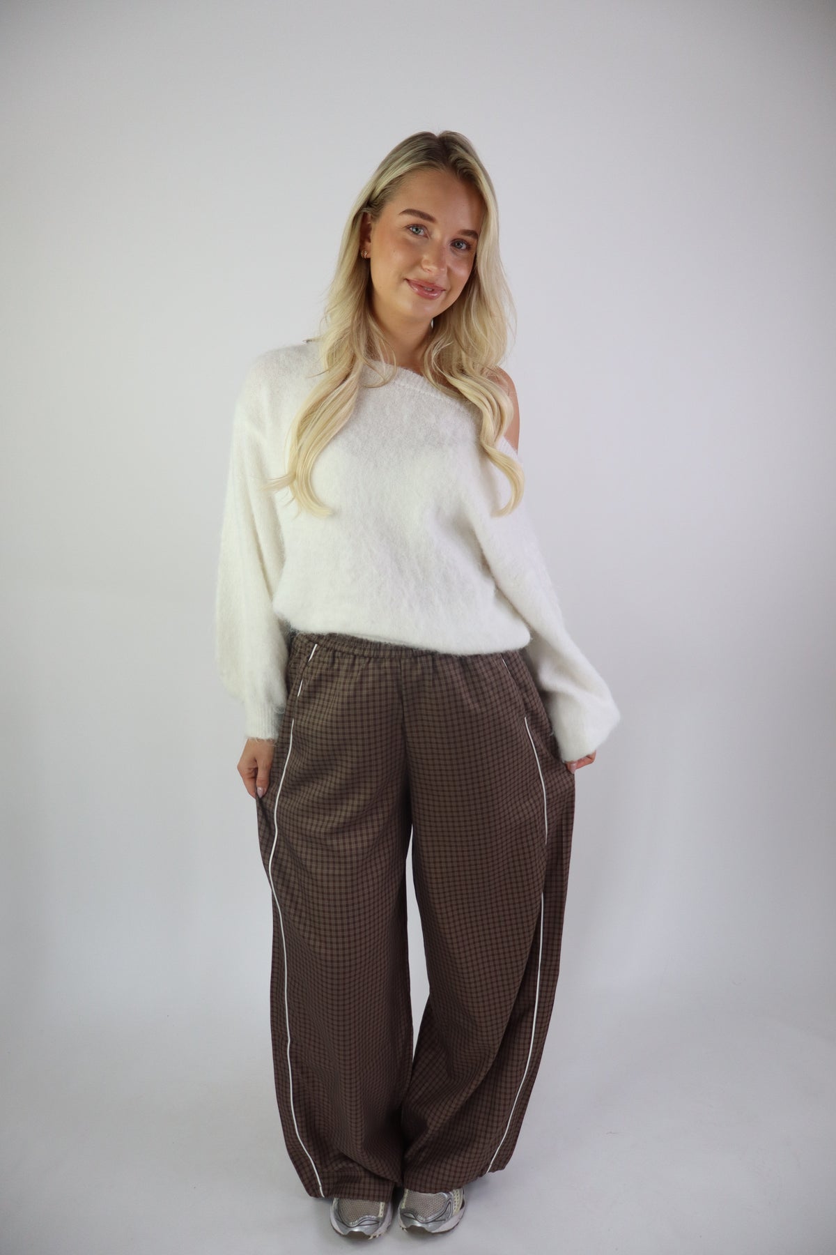Elodie Ruitjes Broek Bruin