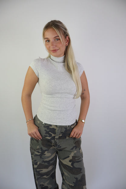 Ambika Lyra Basic Light Grey