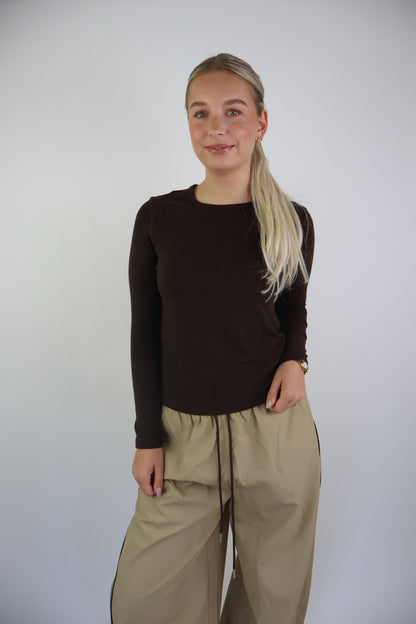 Ambika Willow Basic Bruin