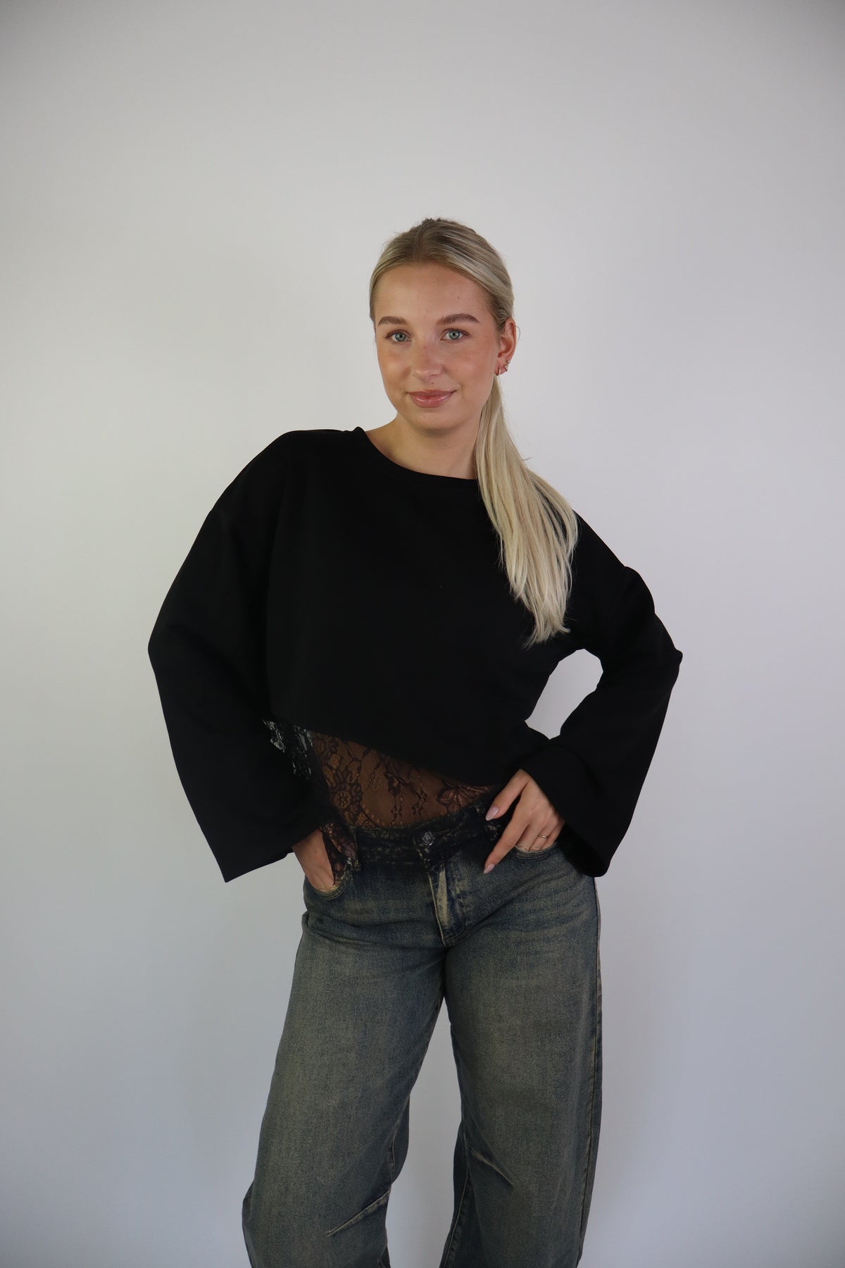 Marilyn Lace Sweater Black